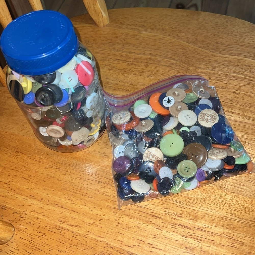 Vintage Assorted Button Collection in Jar and Bags - Picture 3 of 5